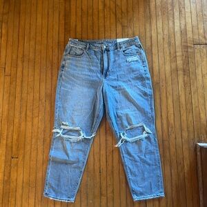 American Eagle Ripped Mom Jeans